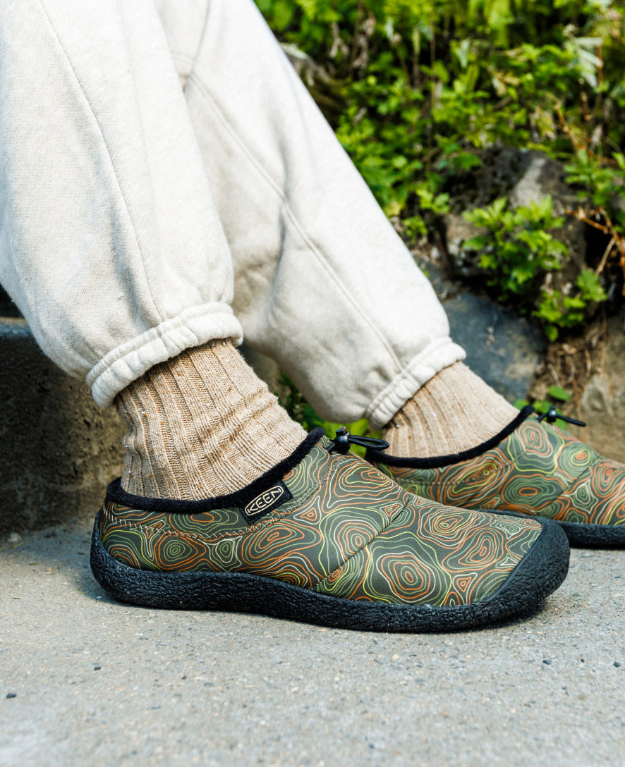Keen Men's Howser III Slide | Black Olive/Light Curry