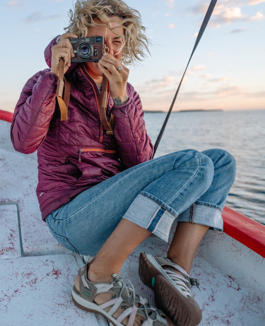 Keen Women's Whisper | Taupe/Coral