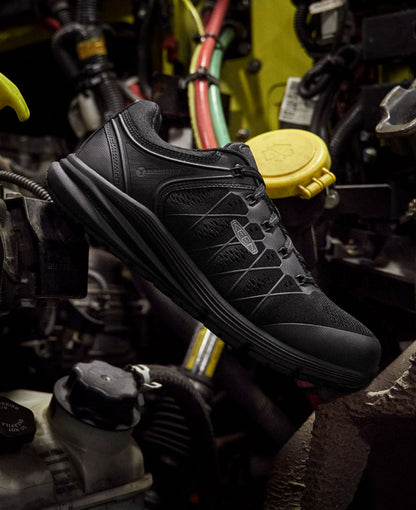 Keen Men's Vista Energy (Carbon Toe) | Black/Raven