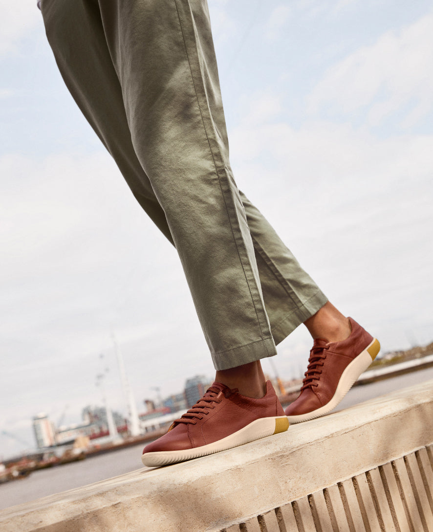 Keen Women's KNX Leather Sneaker | Tortoise Shell/Plaza Taupe
