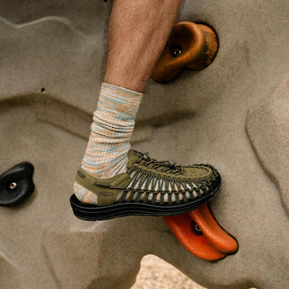 Keen Men's UNEEK Sneaker | Dark Olive/Black