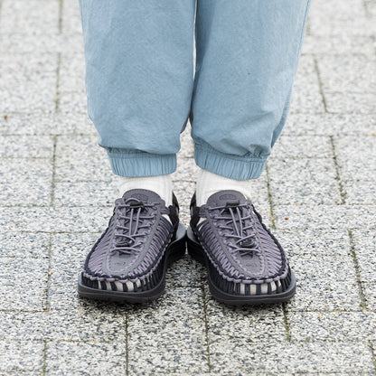 Keen Men's UNEEK Sneaker | Magnet/Steel Grey