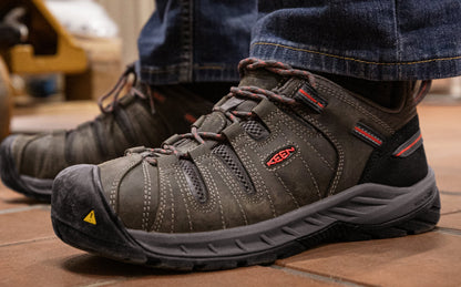 Keen Women's Flint II (Steel Toe) | Magnet/Rose
