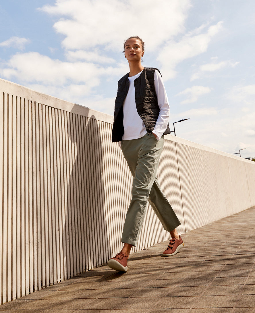 Keen Women's KNX Leather Sneaker | Tortoise Shell/Plaza Taupe