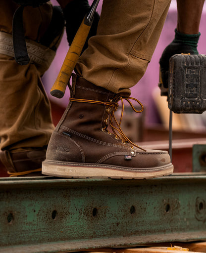 Keen Men's Liberty 8" Waterproof Boot (Carbon Toe) | Chestnut/Gum