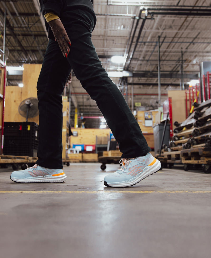 Keen Women's Speedworks Work Sneaker (Carbon Toe) | Thistle/Black
