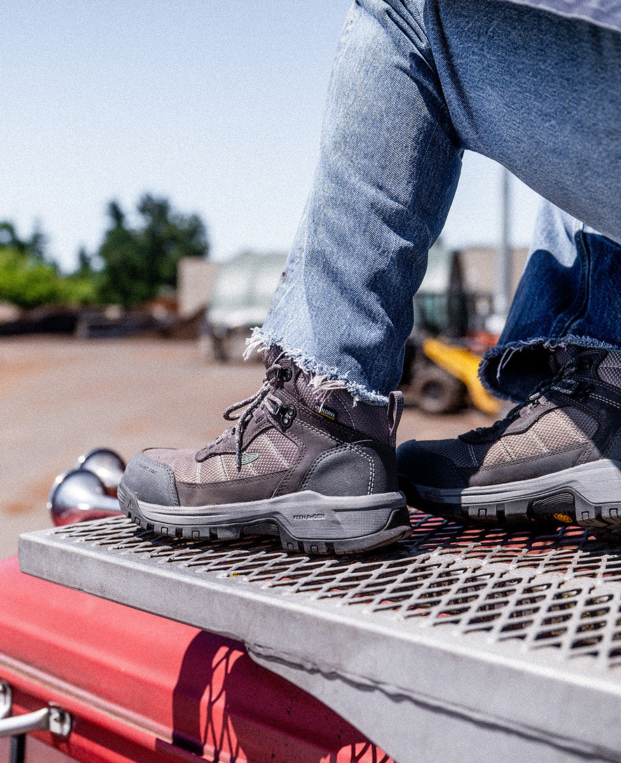 Keen Women's Skokie Waterproof Work Boot (Carbon Toe) | Magnet/Black