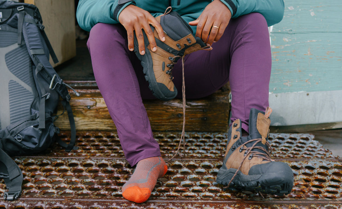 Keen Men's Revel IV Polar Waterproof Boot | Bison/Orange Pepper