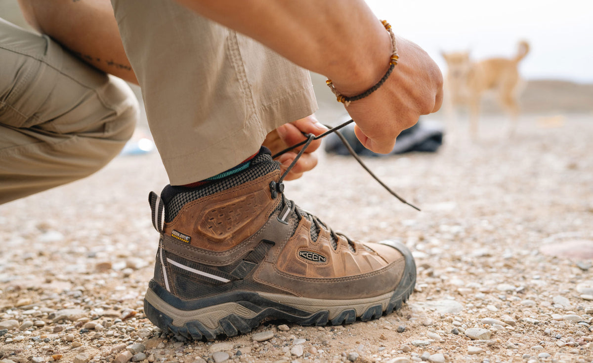 Keen Men's Targhee III Waterproof Mid Wide | Black Olive/Golden Brown
