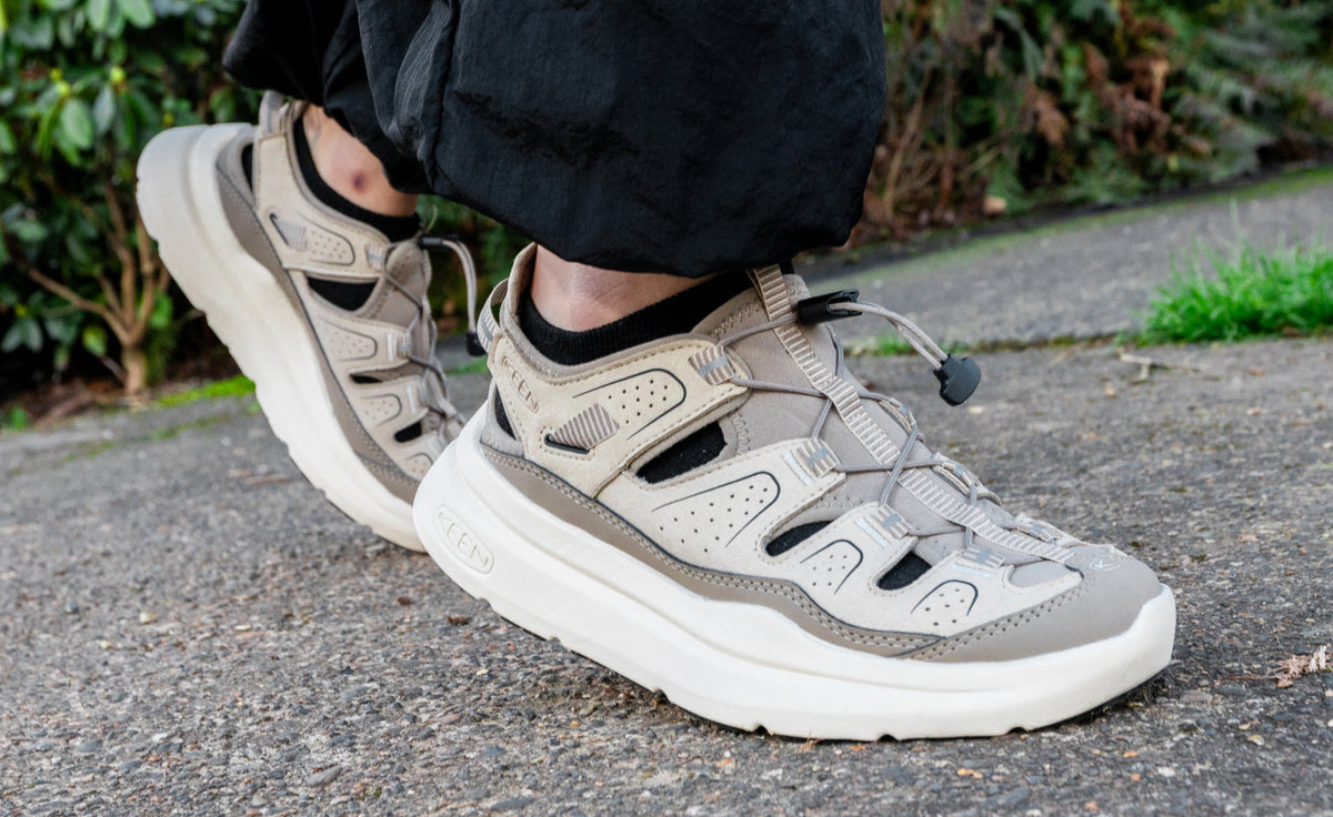 Keen Women's WK450 Walking Sandal | Plaza Taupe/Black